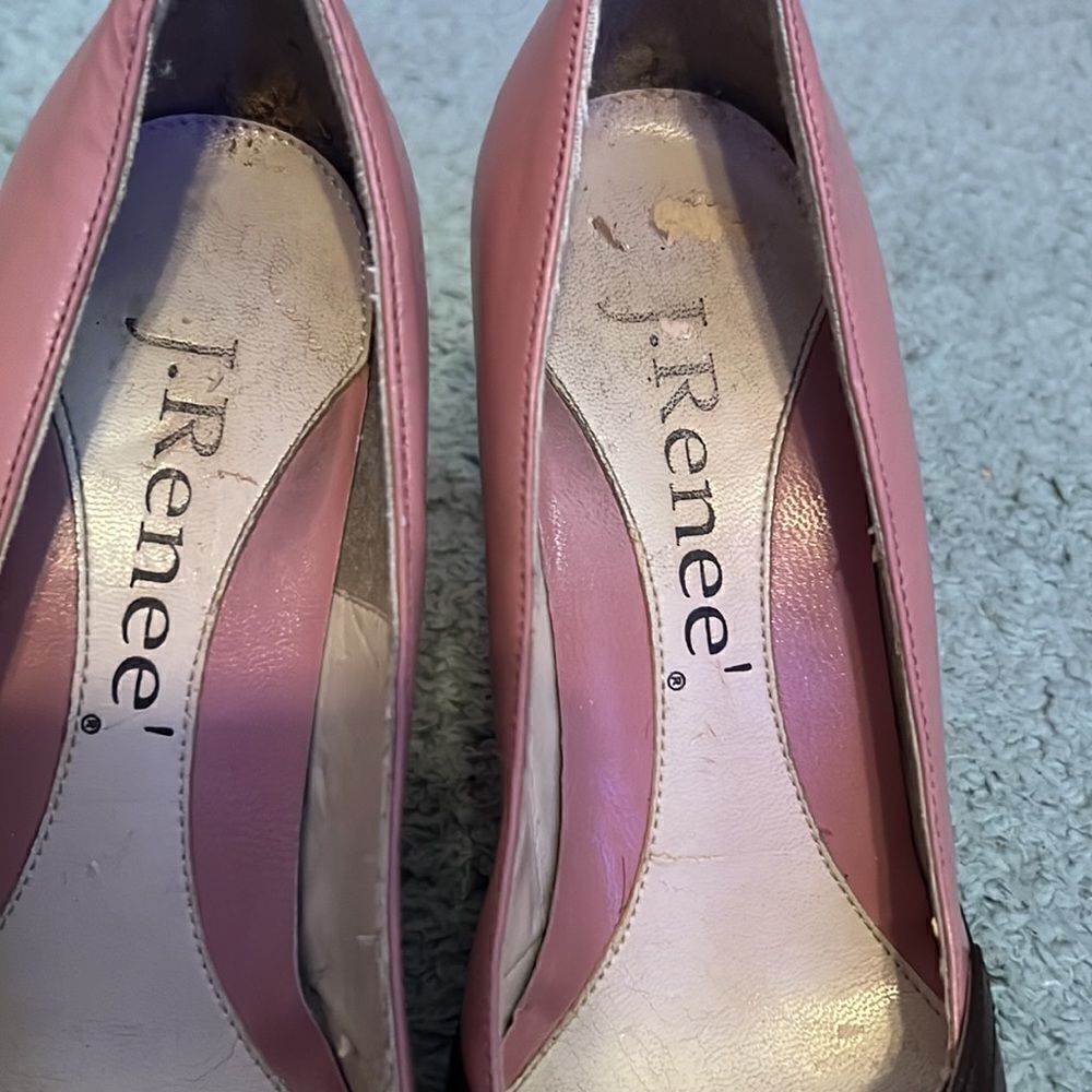 Women Shoes  - Picture 6 of 9